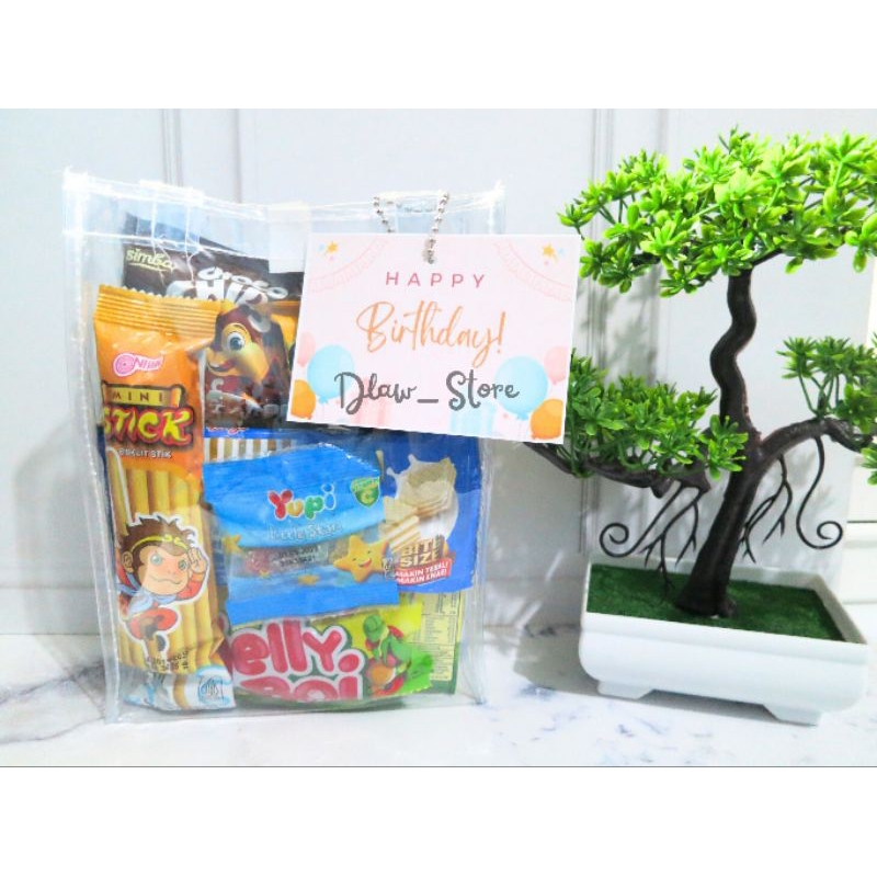 

Paket Snack Ulang tahun Anak Bingkisan Paket Hemat Ulang Tahun Hampers Ulang Tahun
