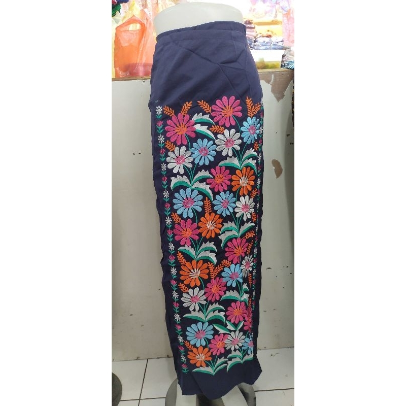 rok lilit bordir / rok kebaya wisuda / rok wiron bordir