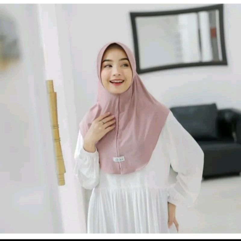 BERGO INSTAN UKURAN M, BAHAN JERSY KENAN