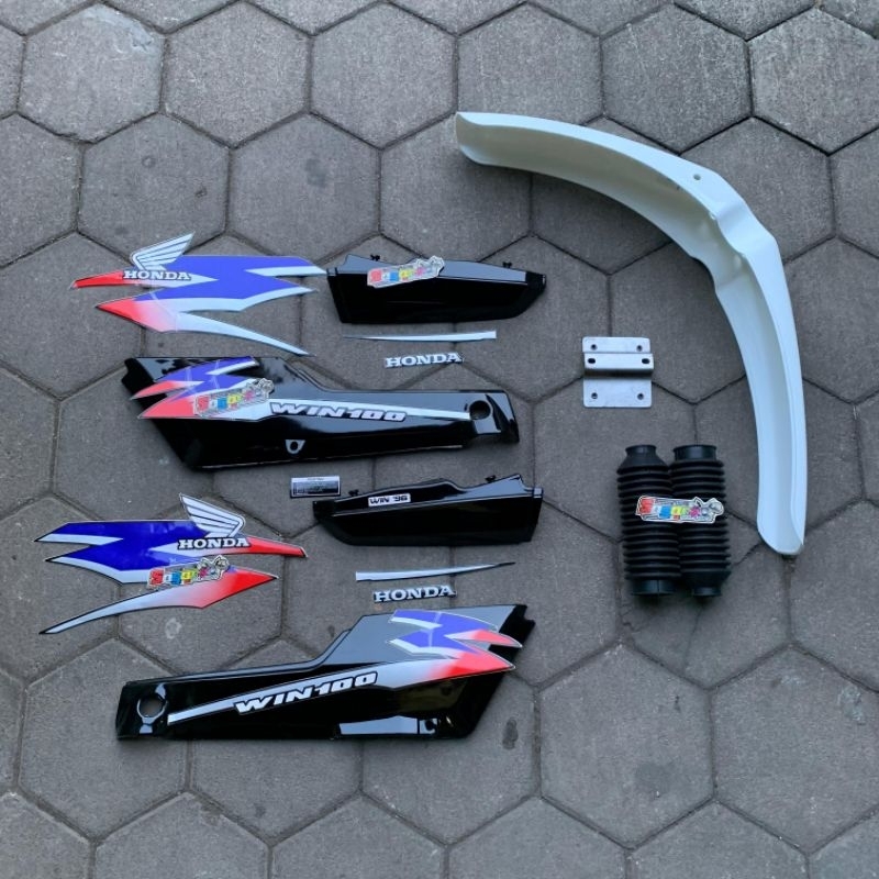Fullset Cover Body Honda Win 100 Warna Hitam Set Striping List Body Win 100 Tahun 1996 Warna Biru Me