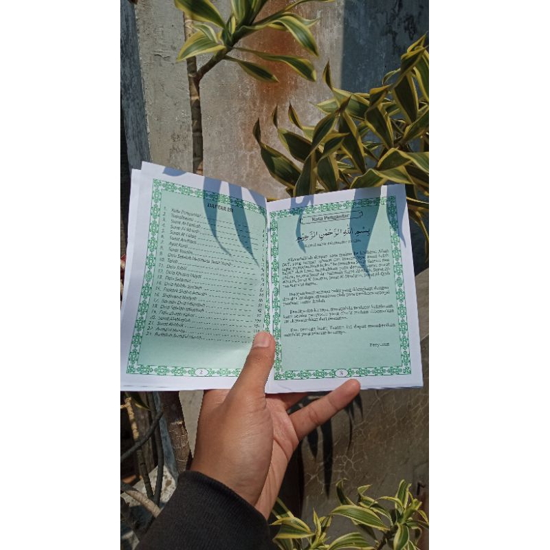 

Kertas Blangko Isi Yasin Blok Hijau Merk Salma( sudah finishing lem binding)128 Hal