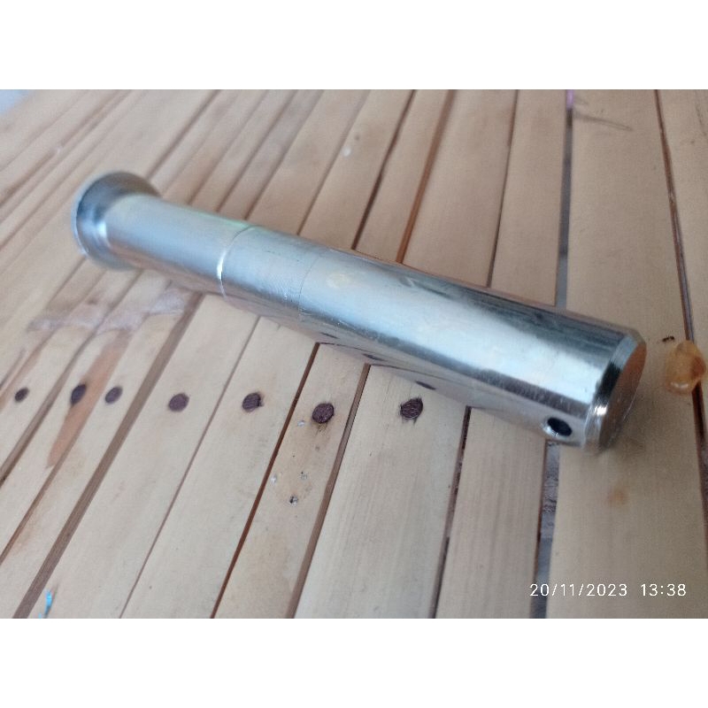 AS STANDAR TENGAH REVO ABS BESI PADAT / AS STANDAR 2 REVO ABS BESI PADAT / AS JAGRAK JAGANG TENGAH R