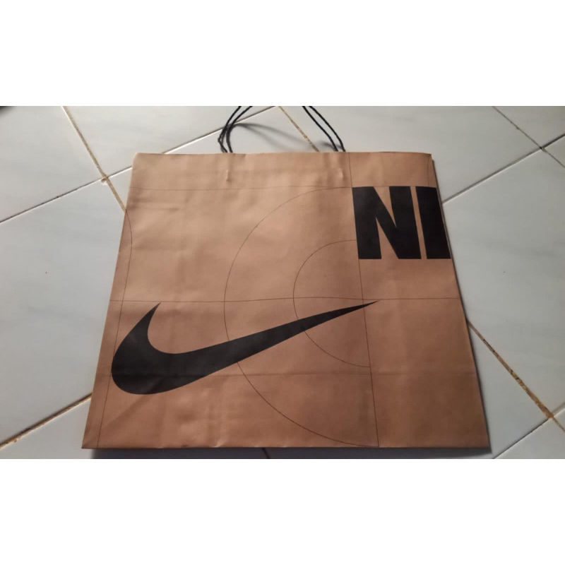 Paper bag Nike Original store
