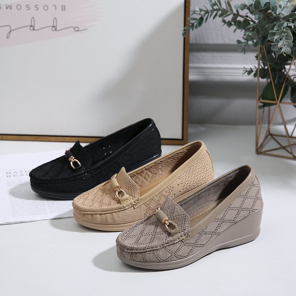 Bozka sepatu wanita fashion SPTT4 rajut
