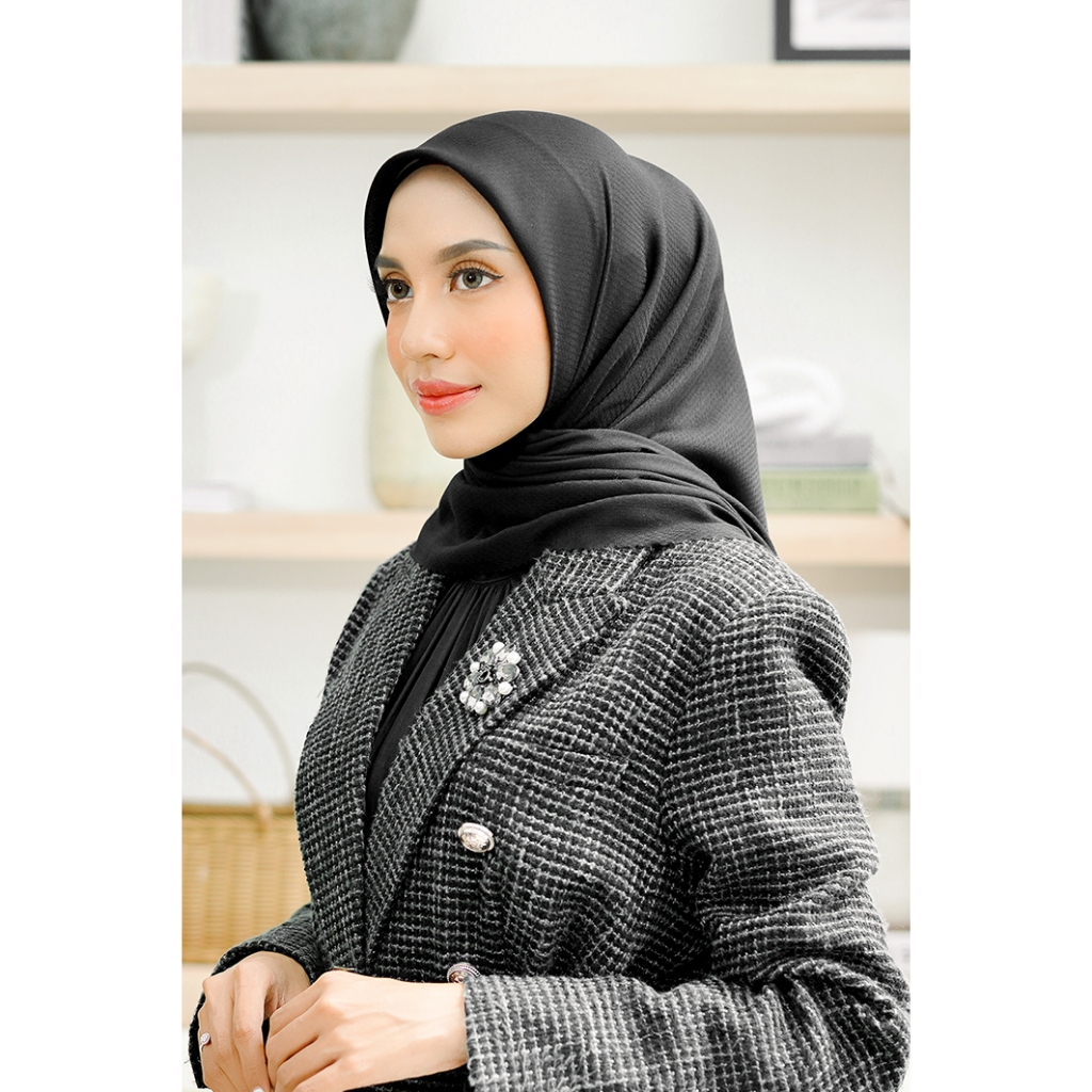 ZYTADELIA - Pavy Square Series - Basic Scarf - Hijab Segi Empat/Hijab Aire Voile/Hijab Premium/Hijab