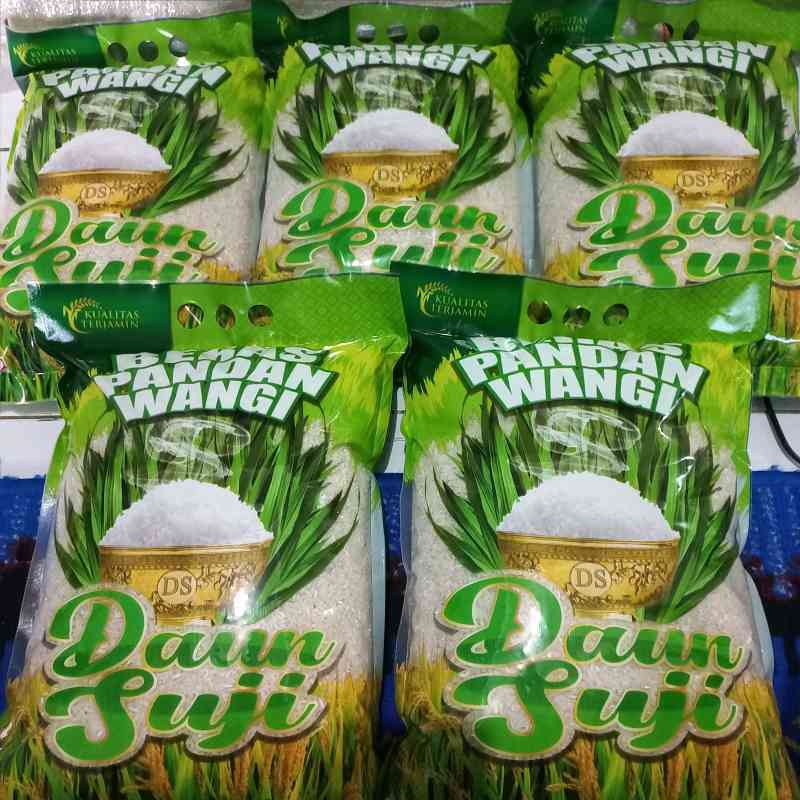 

Beras Premium Daun Suji 5L ( +-3,5kg )