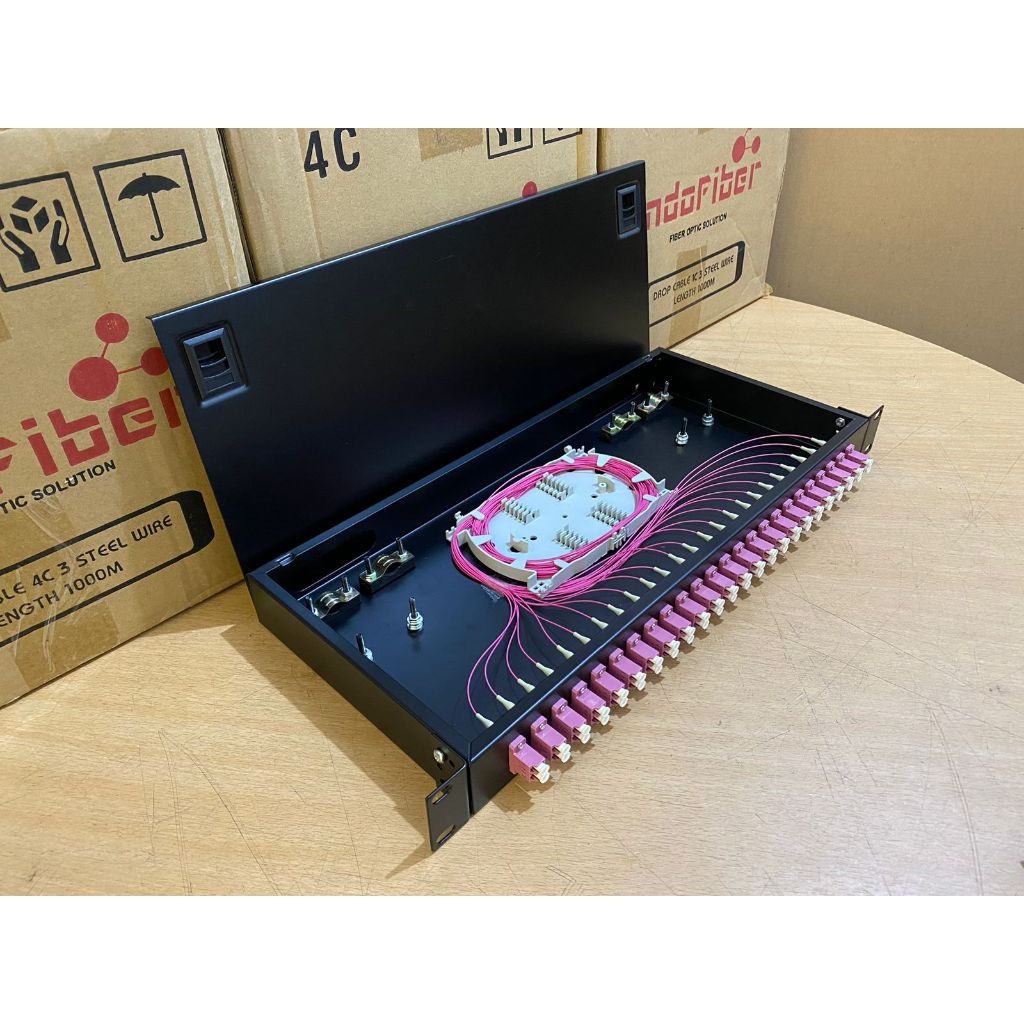 OTB 48 core LC Multimode OM4 /OTB 48 port LC OM4 multimode