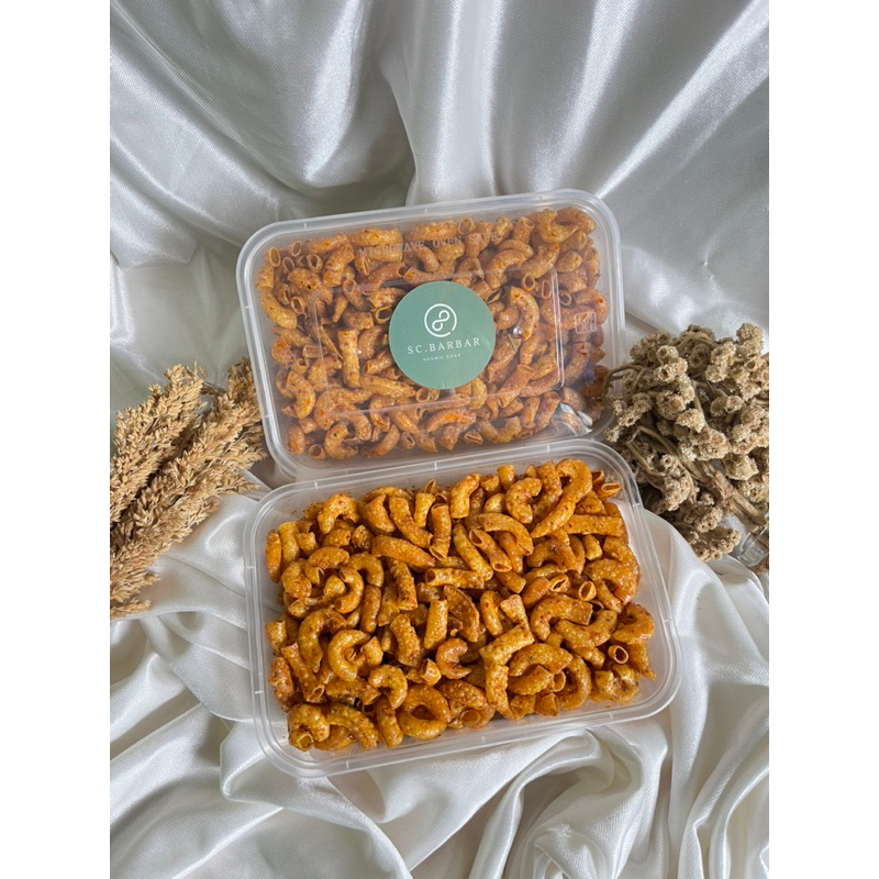 

MAKARONI BANTET MAKARONI PEDAS DAUN JERUK