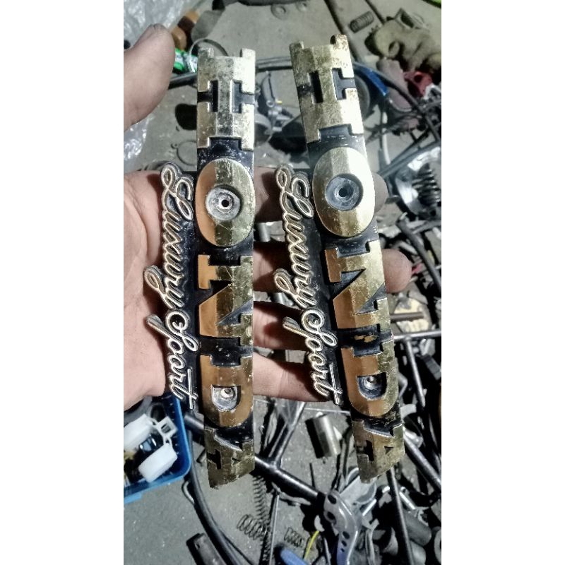 emblem tengki original copotan gl max gl pro