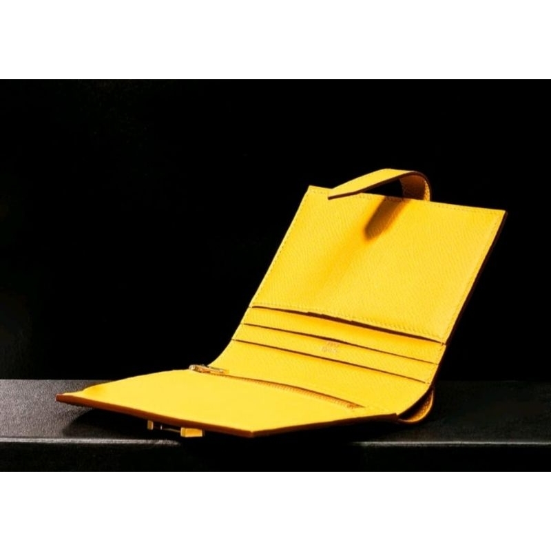 Dompet Lipat / Compact Walet Har_Mes Bearn / Dompet Branded Wanita Asli / Kuning
