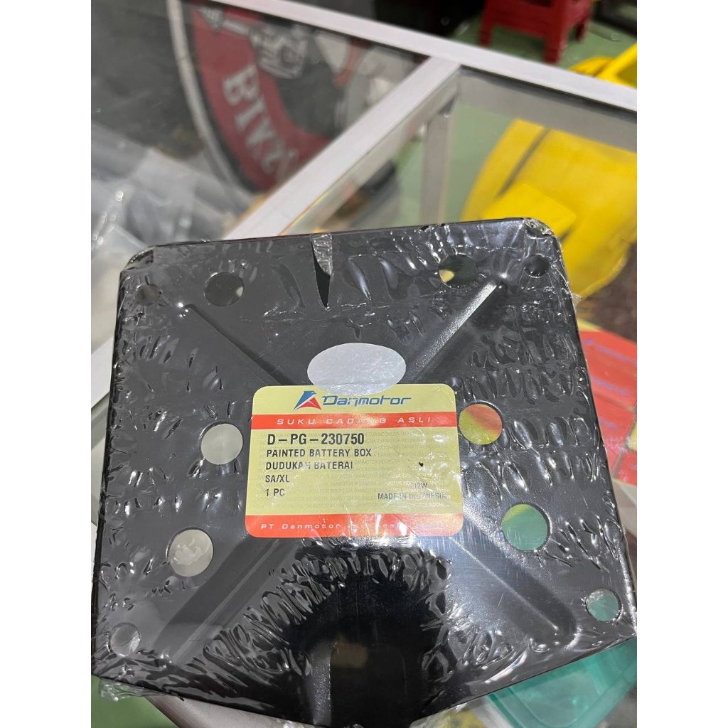 DUDUKAN AKI VESPA PX SERIES DANMOTOR