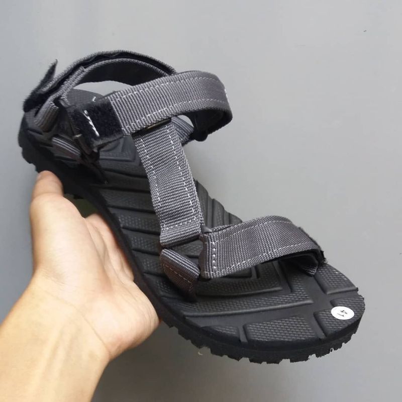 preloved sandal gunung