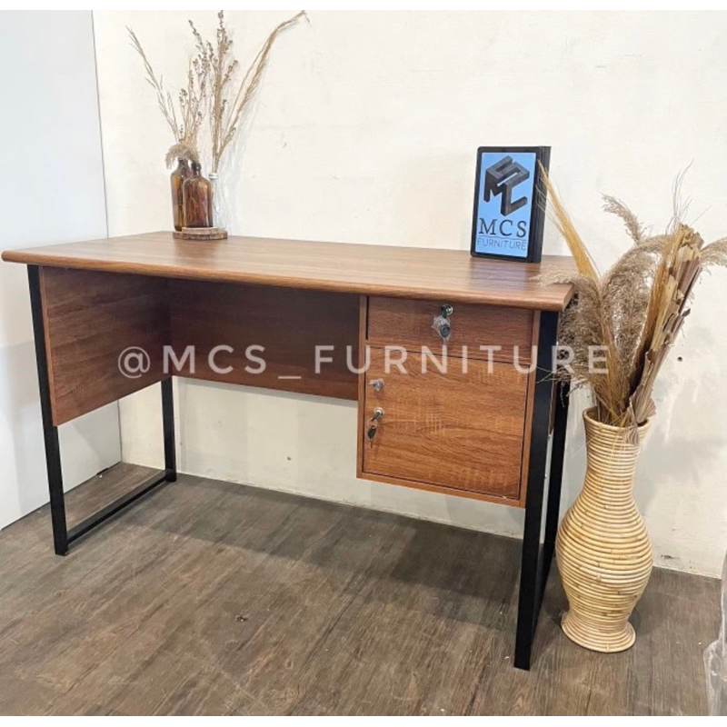 Meja Kantor Belajar Kaki Besi  Mebel Furniture Semarang