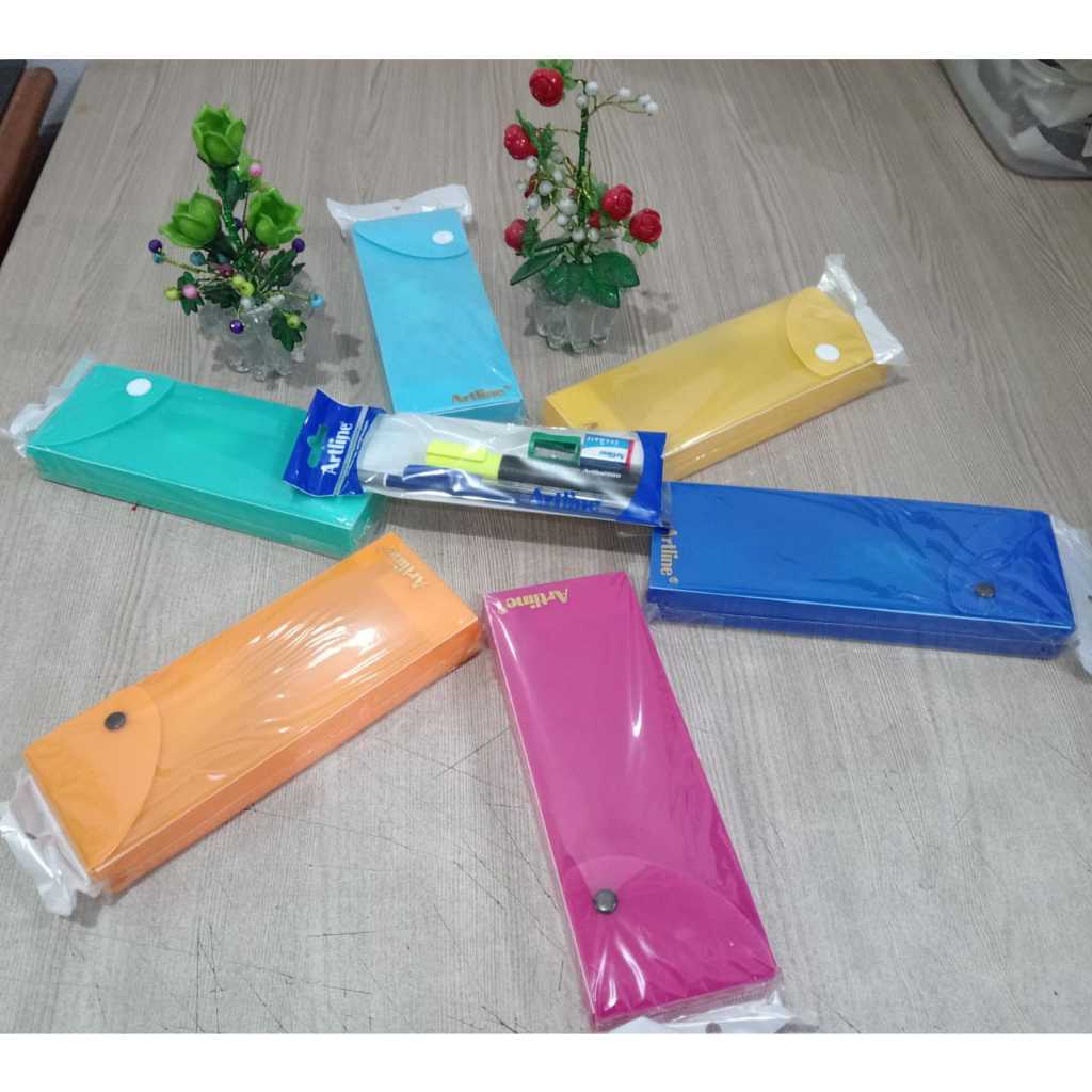 

PAKET UJIAN ARTLINE SET KEMASAN KOTAK PENSIL TAB-1