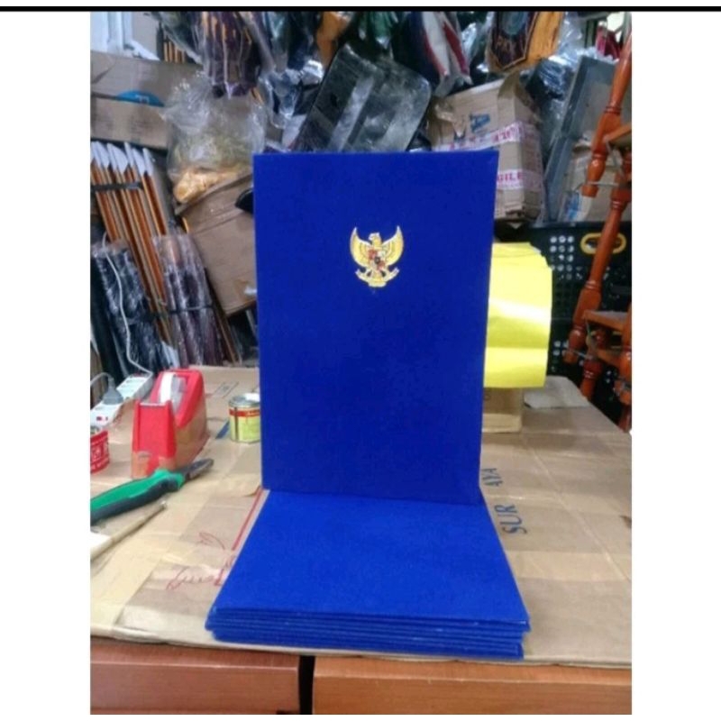 

map upacara bendera+garuda coting F4 ada 5 warna sama 1 motif batik