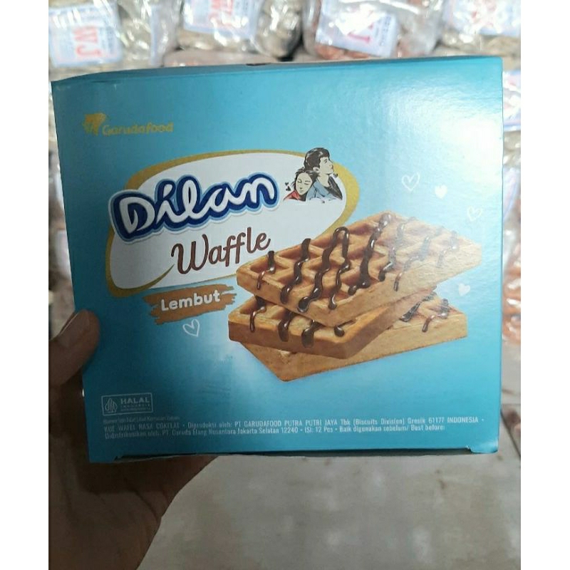 

(12 PCS) DILAN WAFFLE KUE WAFFLE LEMBUT