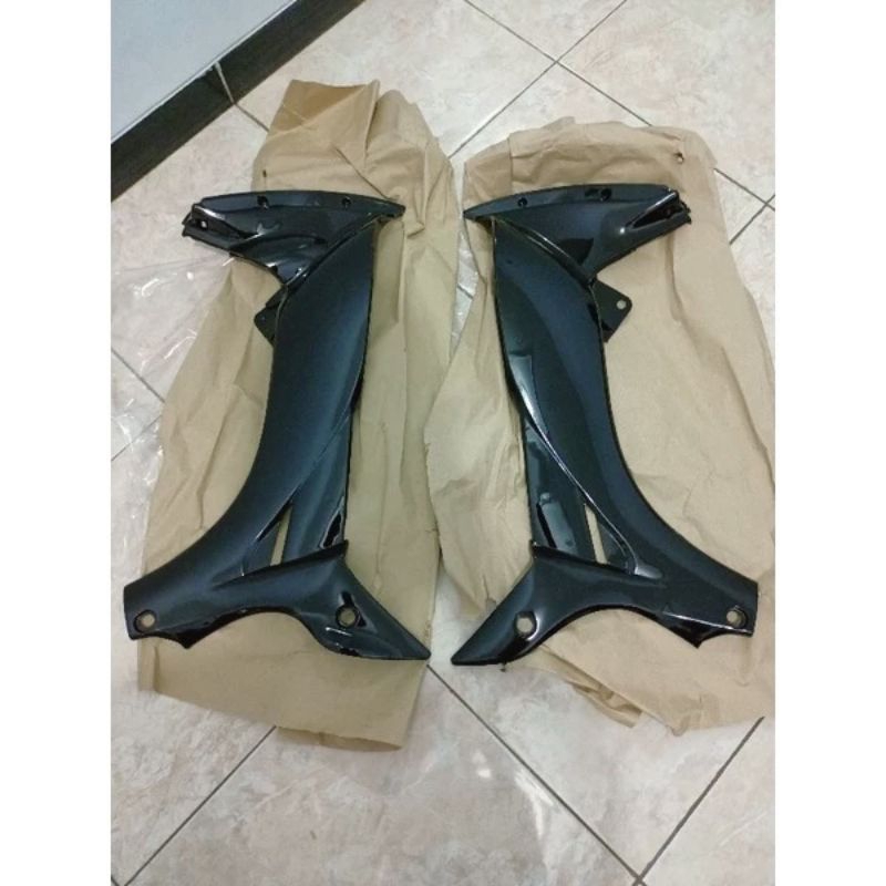 Cover Dek Sayap Dalam Yamaha Jupiter Z 110 New / Lama 2003-2009
