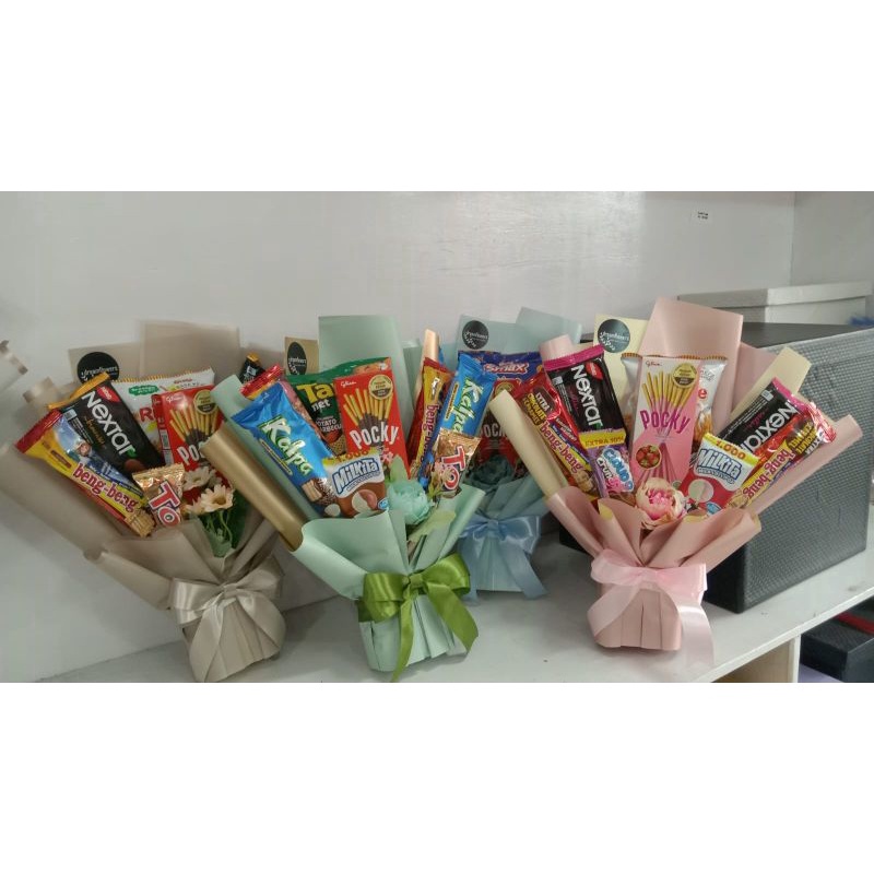 

✨TERBARU✨ buket Snack 35cm(buket kecil) khusus pengiriman gojek serbuuu !