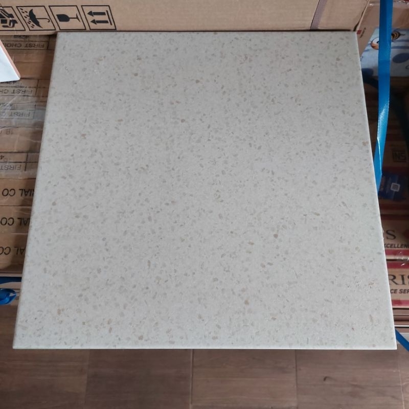 Keramik KIA 40x40 Terazo white kasar