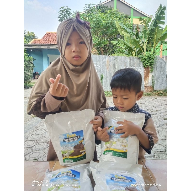 

SUSU KAMBING PUTIH 1KG, COKLAT 800 gr