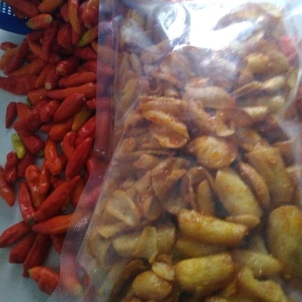 

Keripik Singkong Balado 500gram, Keripik Super Pedas 1000gam, Kripik Singkong Pedas Sejuta Rasa.