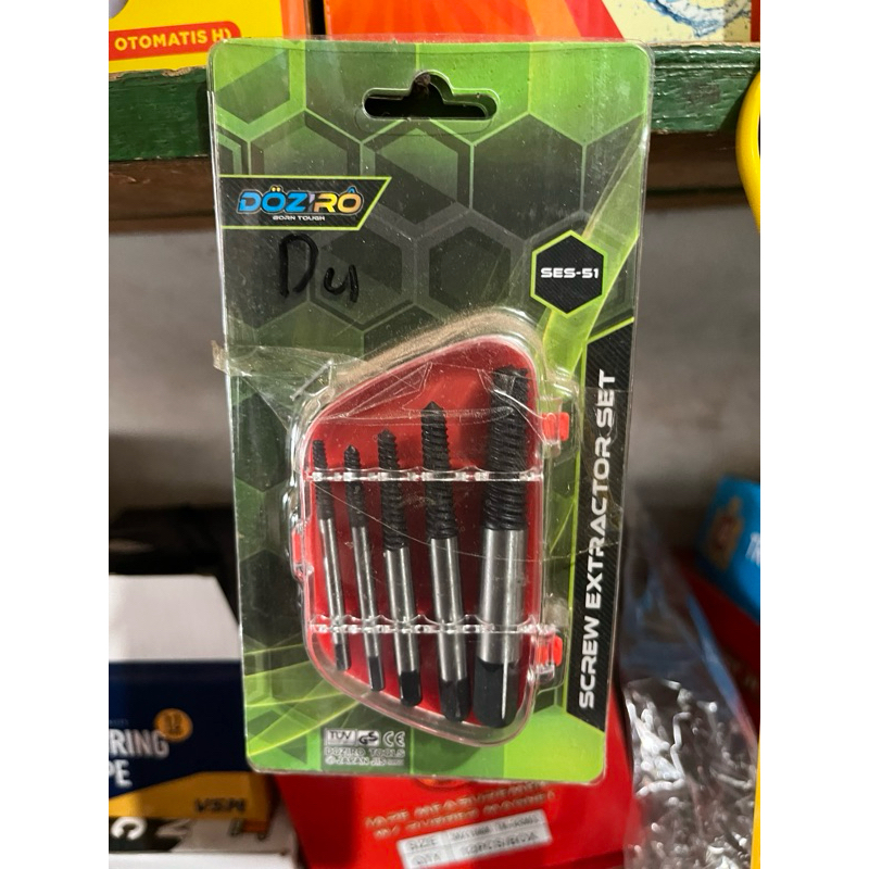 screw extractor set (pencabut baut patah)
