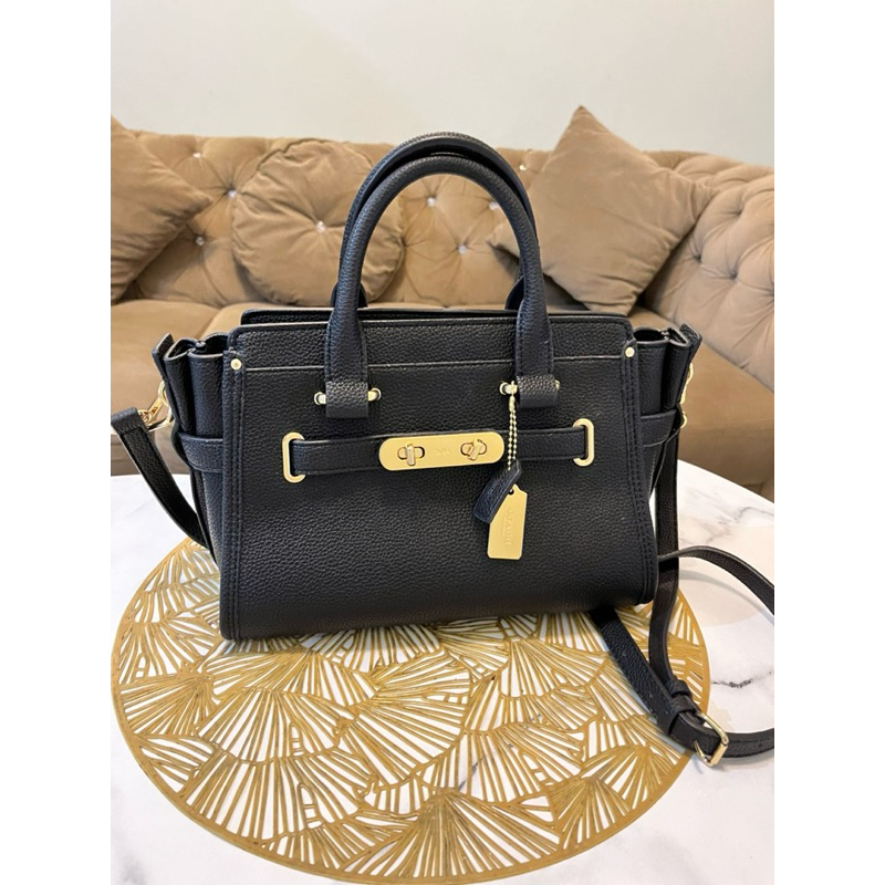 Tas wanita merk C0ach Swager mini