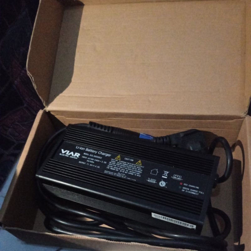 Charger Motor Listrik Viar Q1
