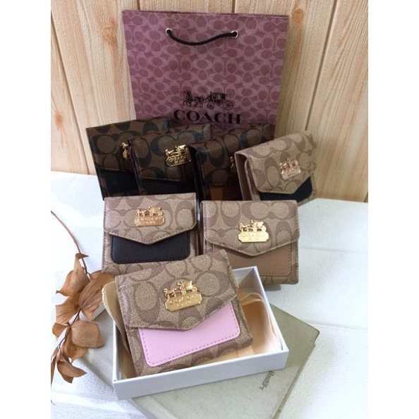 Termurah DOMPET LIPAT MINI COACH ACCORDION FREE BOX FREE DUSTBAG KADO DOMPET LIPAT MINI WANITA ?