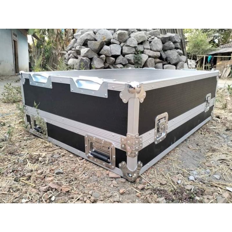 Hardcase Behringer X32 Producer Lebar Flightcase Digital Mixer Behringer X32 Producer