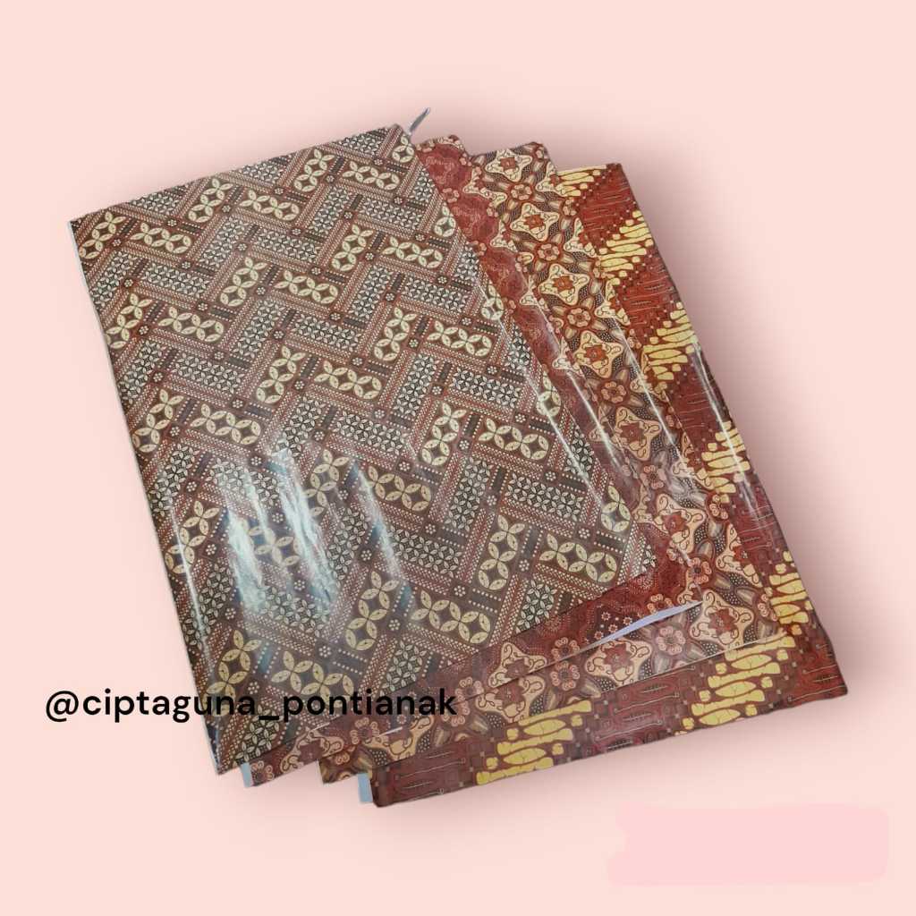 

KERTAS KADO BATIK KIKY UKURAN 63 X 48 HARGA PERPCS - MURAH!!!