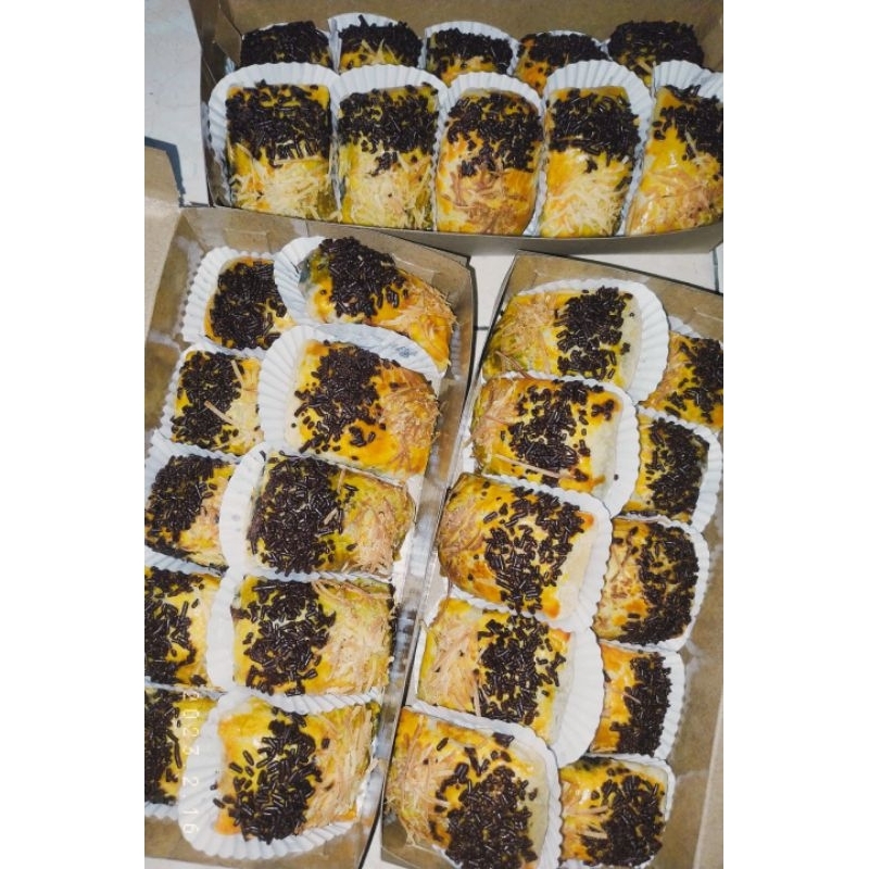 

Bolen Pisang isi 10 (JUMBO)
