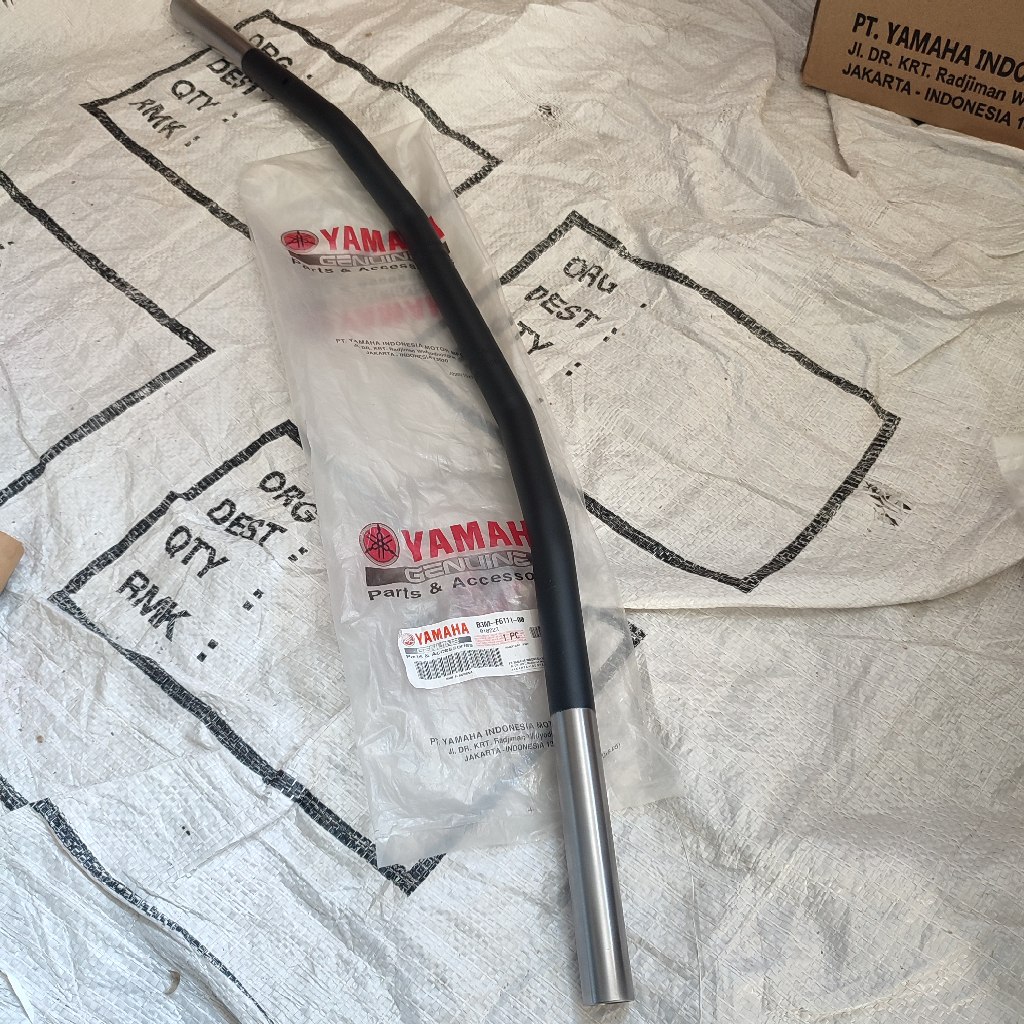STANG STIR WR155 ORIGINAL YAMAHA GENUINE PARTS B3M-F6111-00