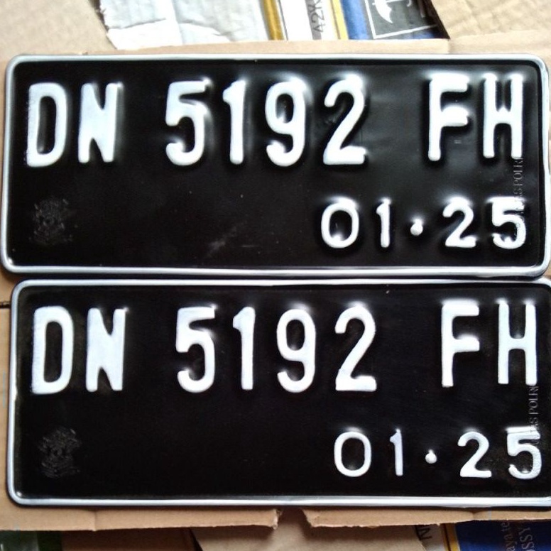 Terbaru.. plat nomor motor logo korlantas timbul 2 pcs,,bertuliskan korlantas 58