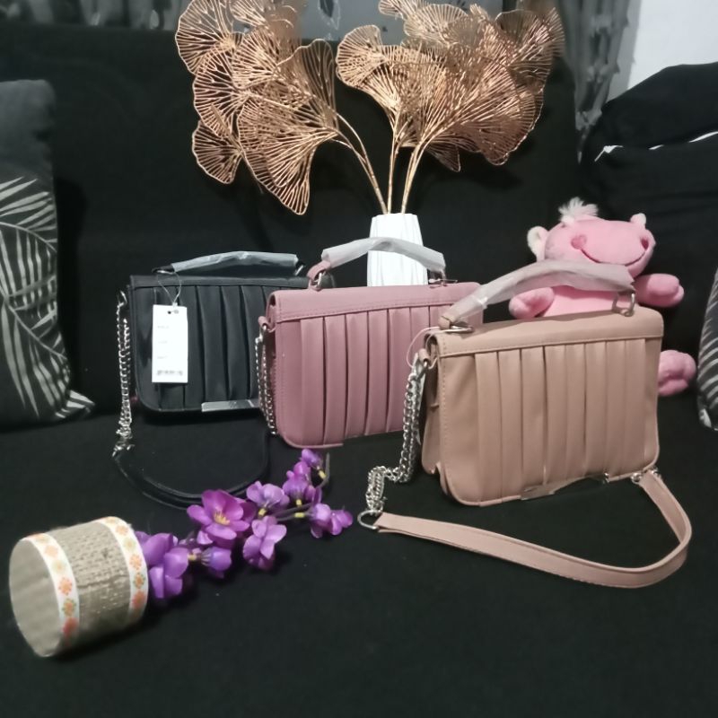 Tas wanita model terkini