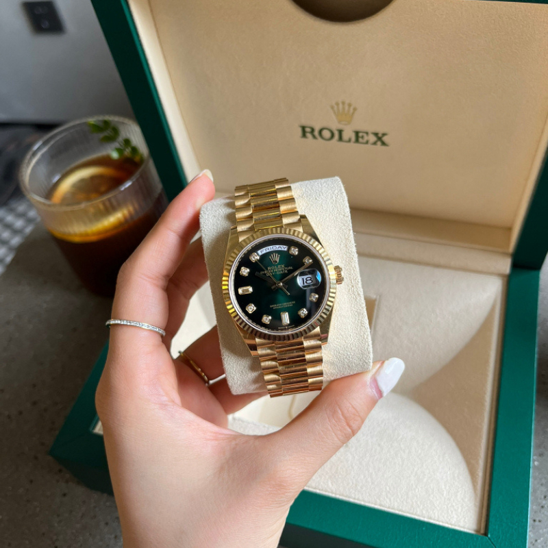 FAST DELIVERY 100% ASLIOriginal Jam tangan Rolex Day Date m128238-0069 Automatic 18K Gold Bahan