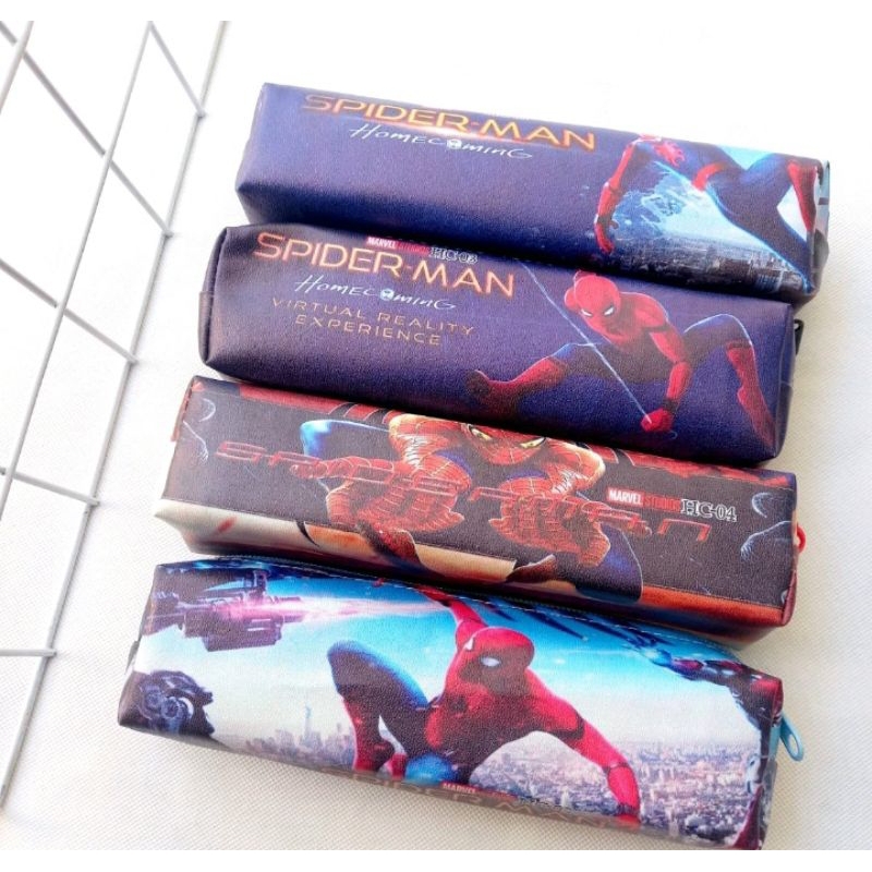 

Dompet Tempat Pensil Karakter Spiderman