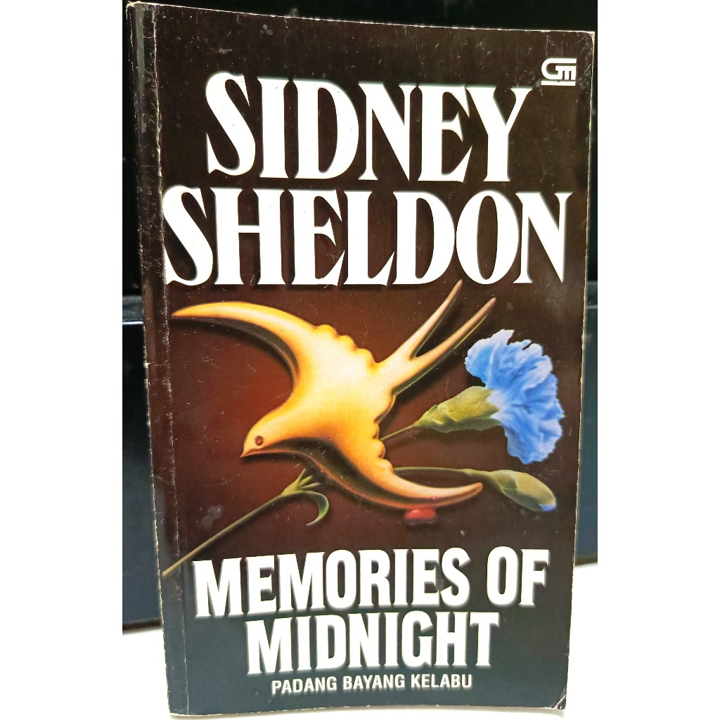 Novel Sidney Sheldon - Memories of Midnight (Padang Bayang Kelabu) bekas preloved