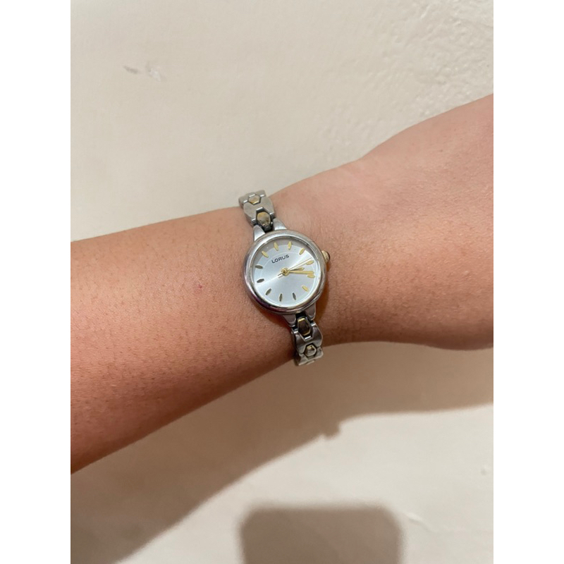 Jam Tangan Wanita preloved Lorus