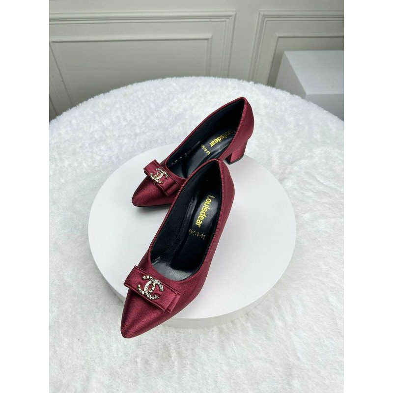 heels  hd spansus bewarna merah