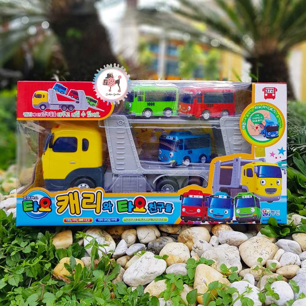 Tayo the Little Bus Carry and Tayo Friend Playset