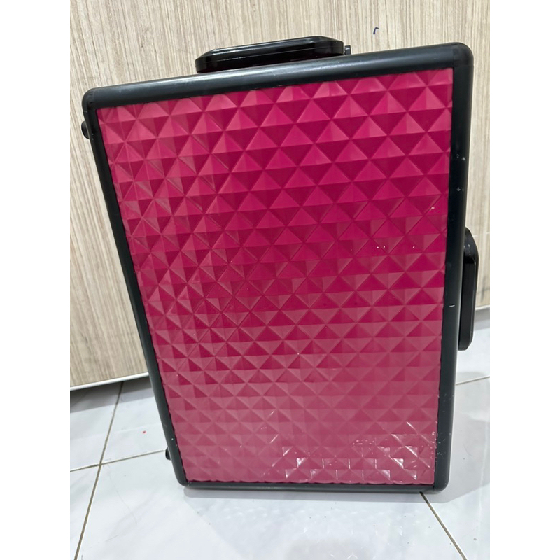 preeloved beauty case tas makeup koper makeup masami shouko pink