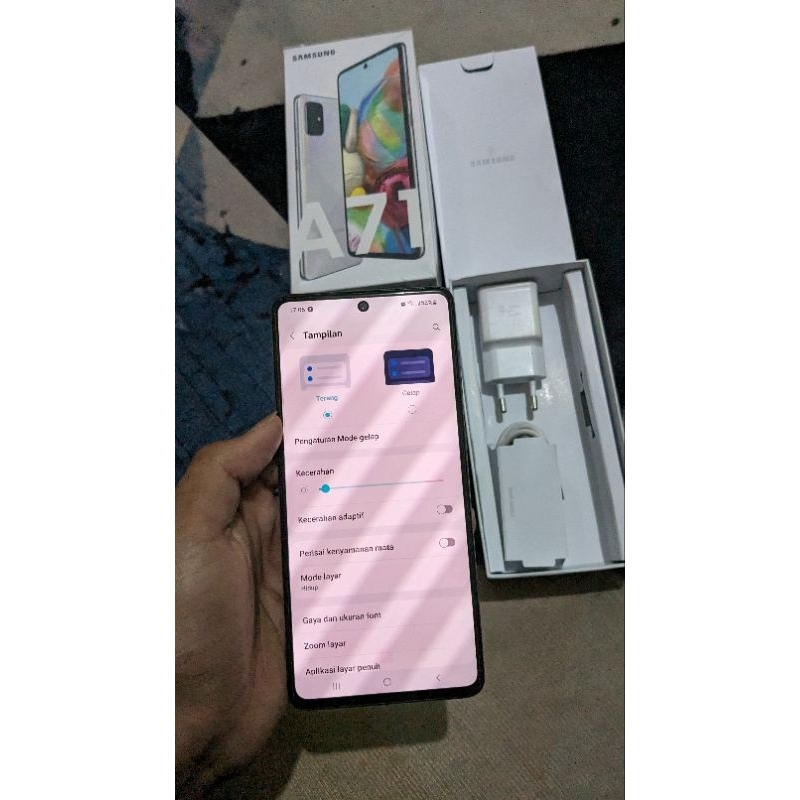 Samsung Galaxy A71 8/128 Prism Crush Silver