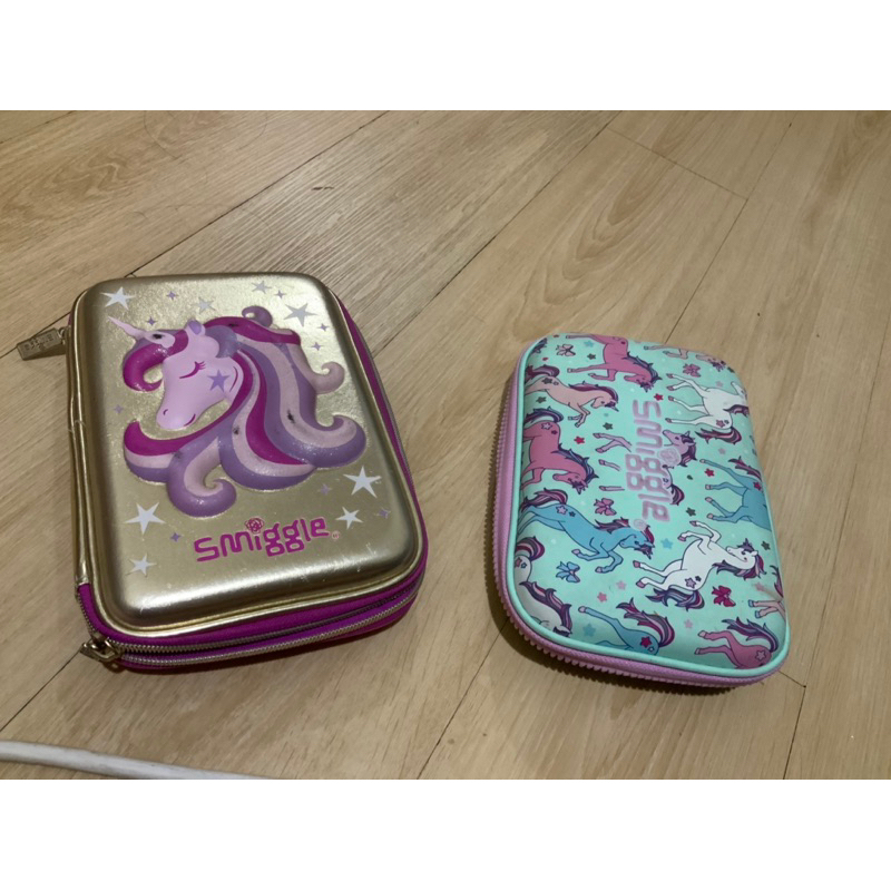 

Kotak pensil smiggle 100% original