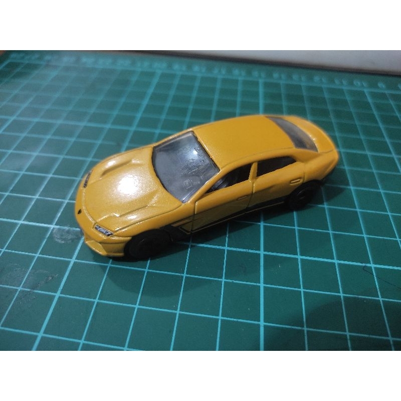 hot wheels lamborghini estoque yellow loose