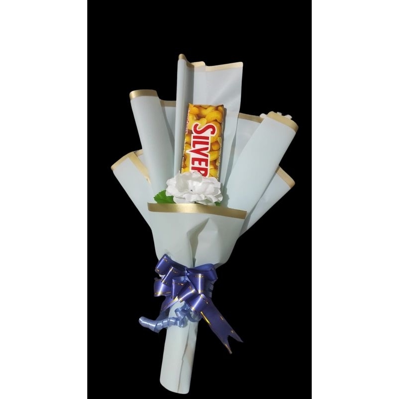 

Promo 7.7 Buket 1 pc dan 2 pcs Coklat SilverQueen 55Gram (FREE kartu ucapan)