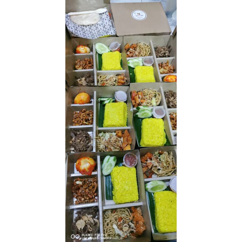 

Nasi Kuning Box