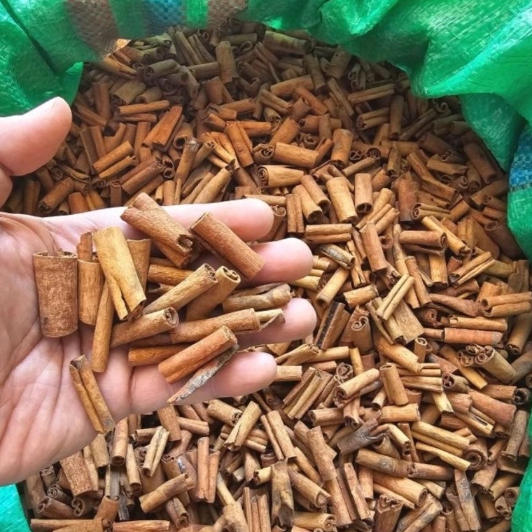 

81 Kayu Manis Stik 3cm 100gr - Cinnamon Stick - Keningar 3cm 46