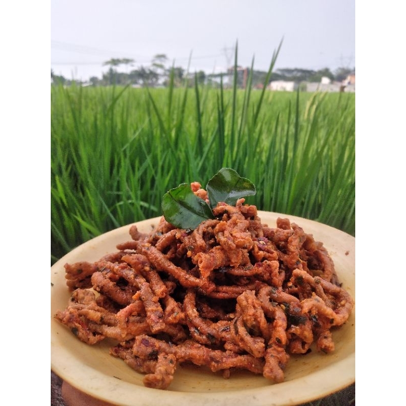 

usus crispy pedas daun jeruk