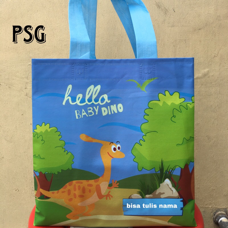 

1 lusin (isi 12 pcs) Tas Spunbond laminasi motif DINO 25×25×15